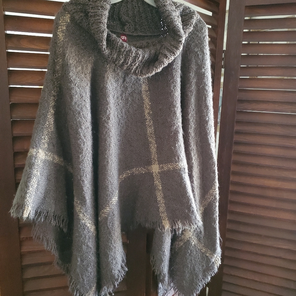 Women's Taupe One Size Poncho Shawl